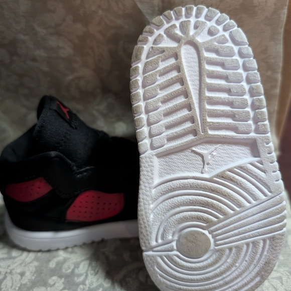 Jordan - Picture 4 of 5